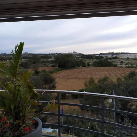 204, Penthouse 3, Flamington * أتارد
